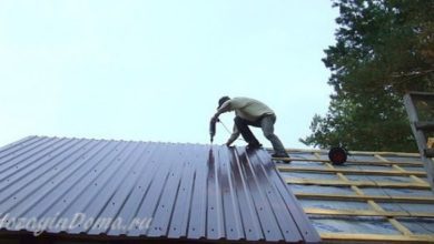 Как сделать крышу из профнастила для дома из бруса